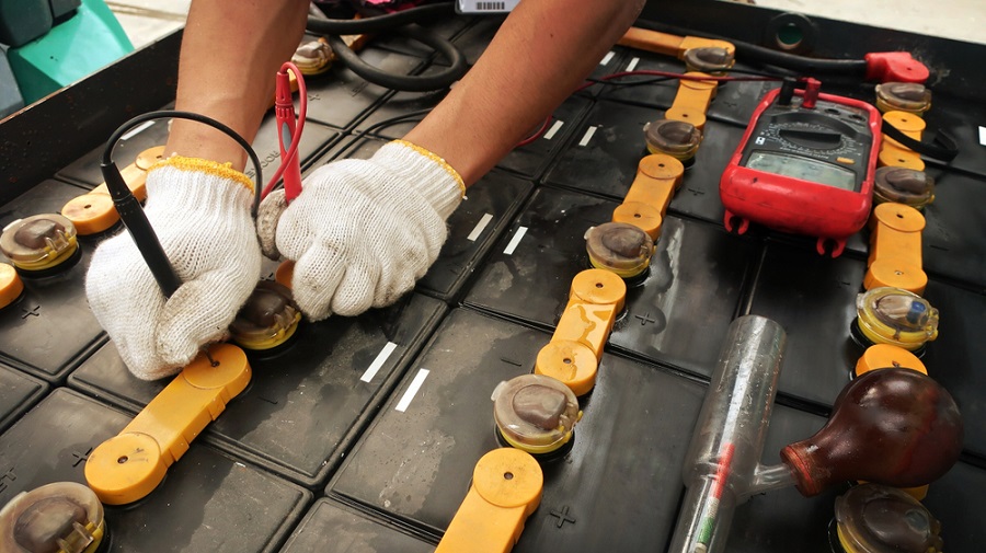 Munkagép akkumulátorok napi használatra? Segítünk választani!